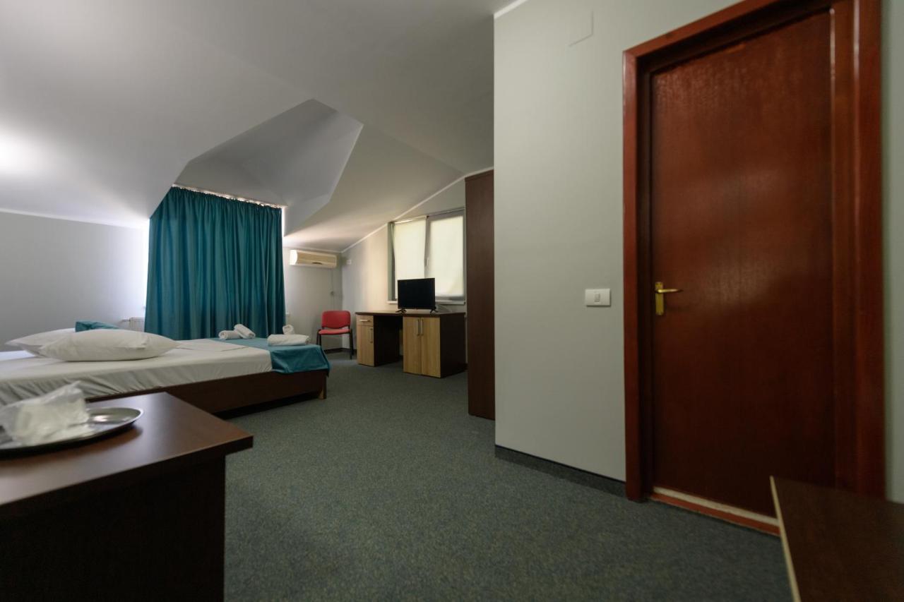 Hotel Cora Constanta Ngoại thất bức ảnh
